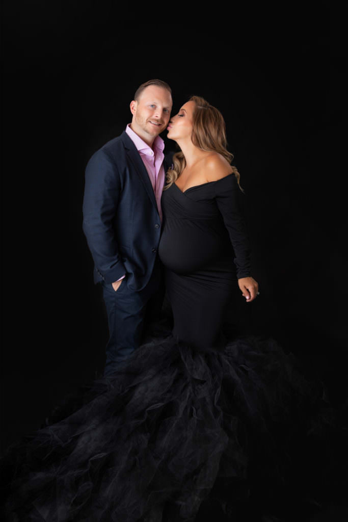 Pregnancy photo session at clients home