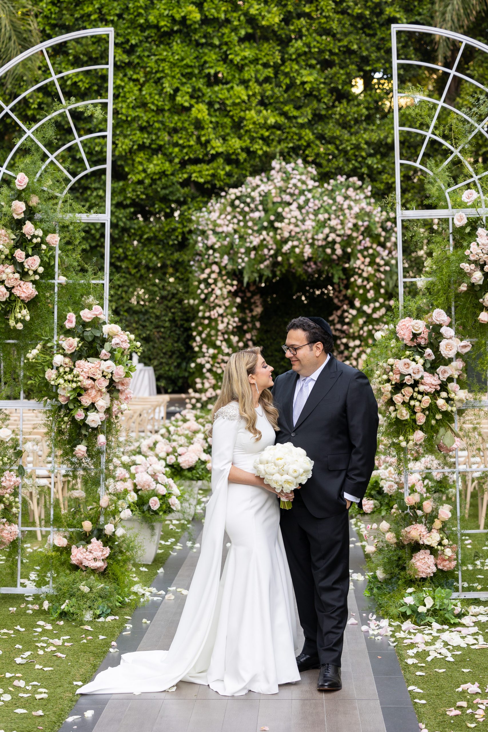Jewish Couple getting married At Four Seasons hotel in Beverly Hills
