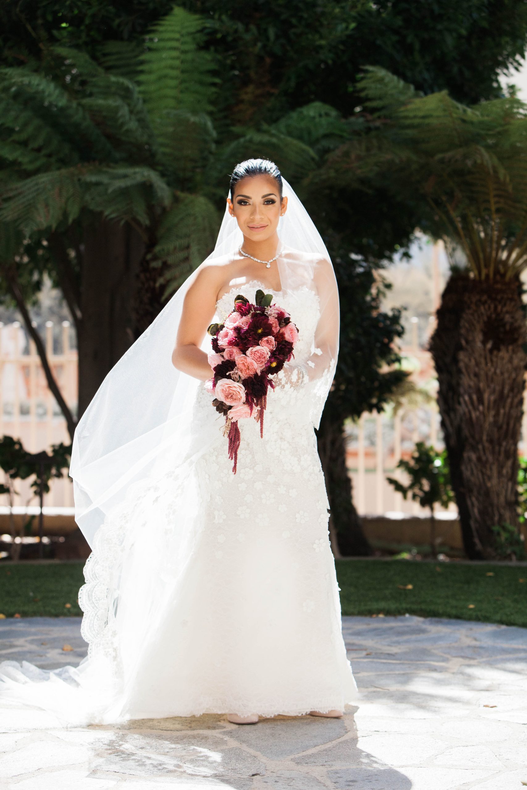 Bride wearing an Oscar De La Renta gown