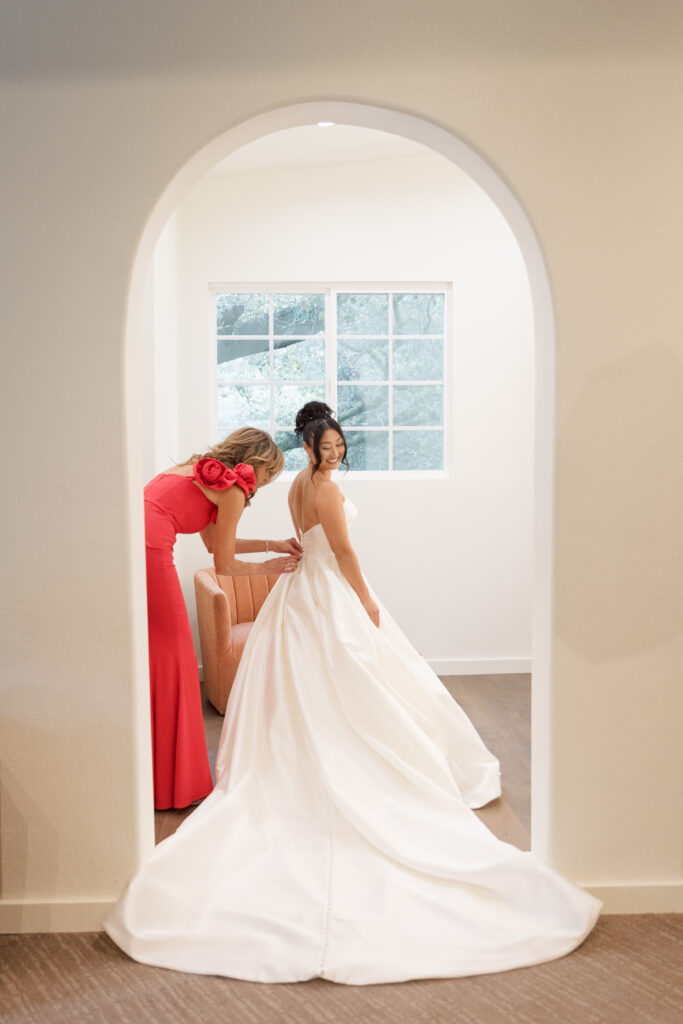 Bride getting ready at Calamigos Ranch