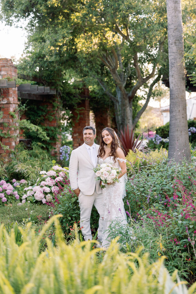 Couple holding hands at Belmond El Encanto